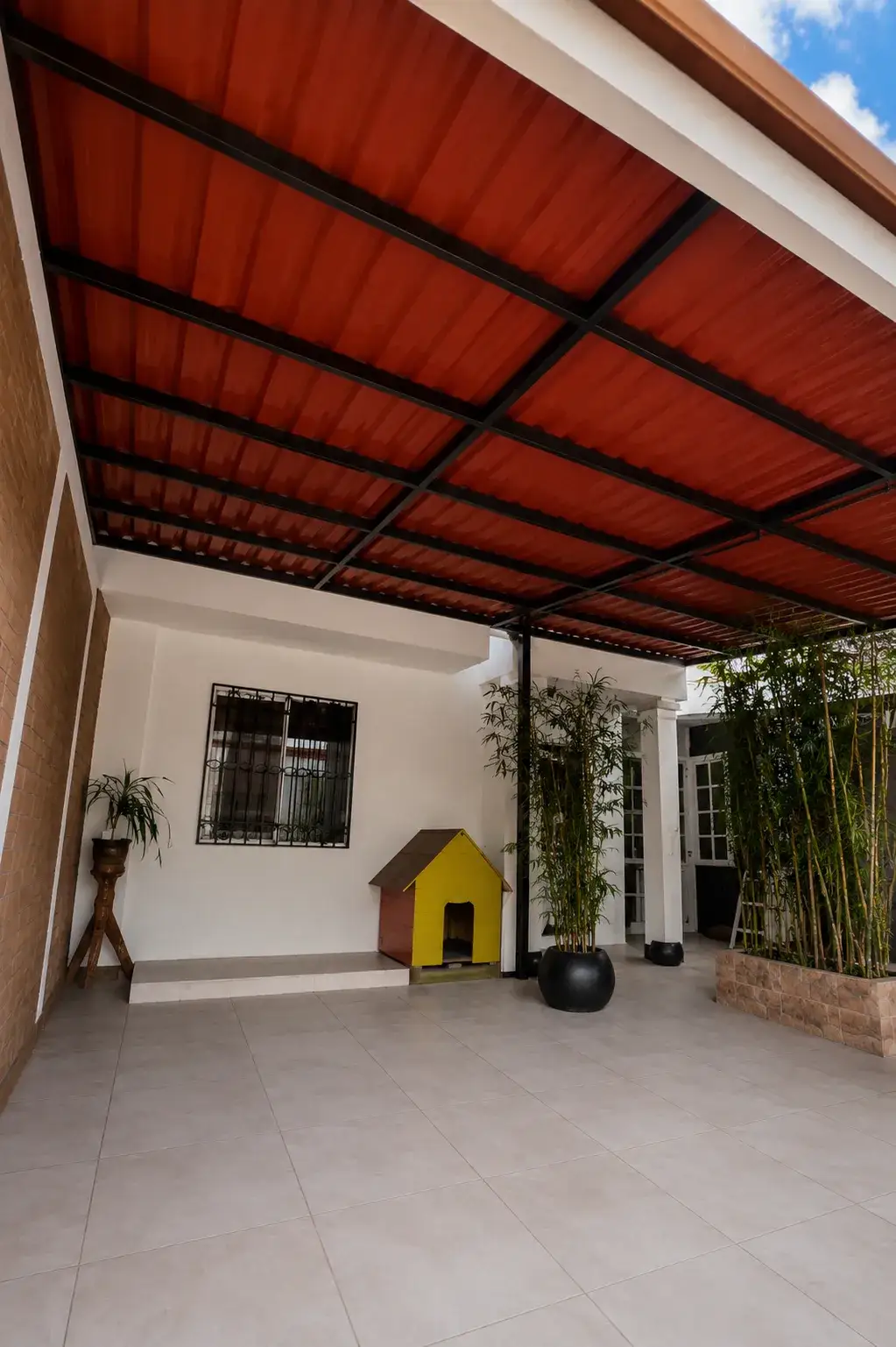 Techos de galvateja para patios en Tijuana