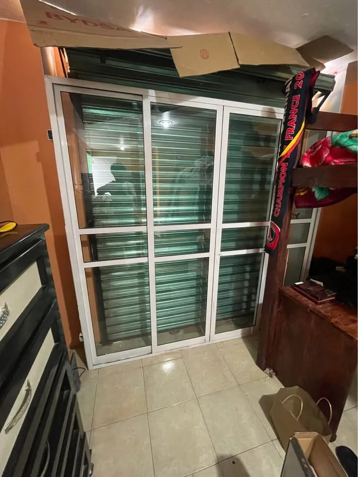 cortinas metálicas para negocios en Tijuana