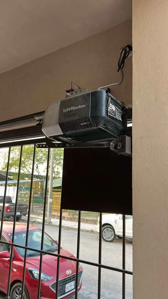 instalación de portones automáticos de herrería en Tijuana